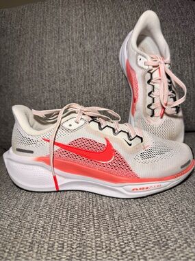 Nike Air Zoom Pegasus 41 White Crimson Red Shoes FD2723-109 Women’s size 6.5